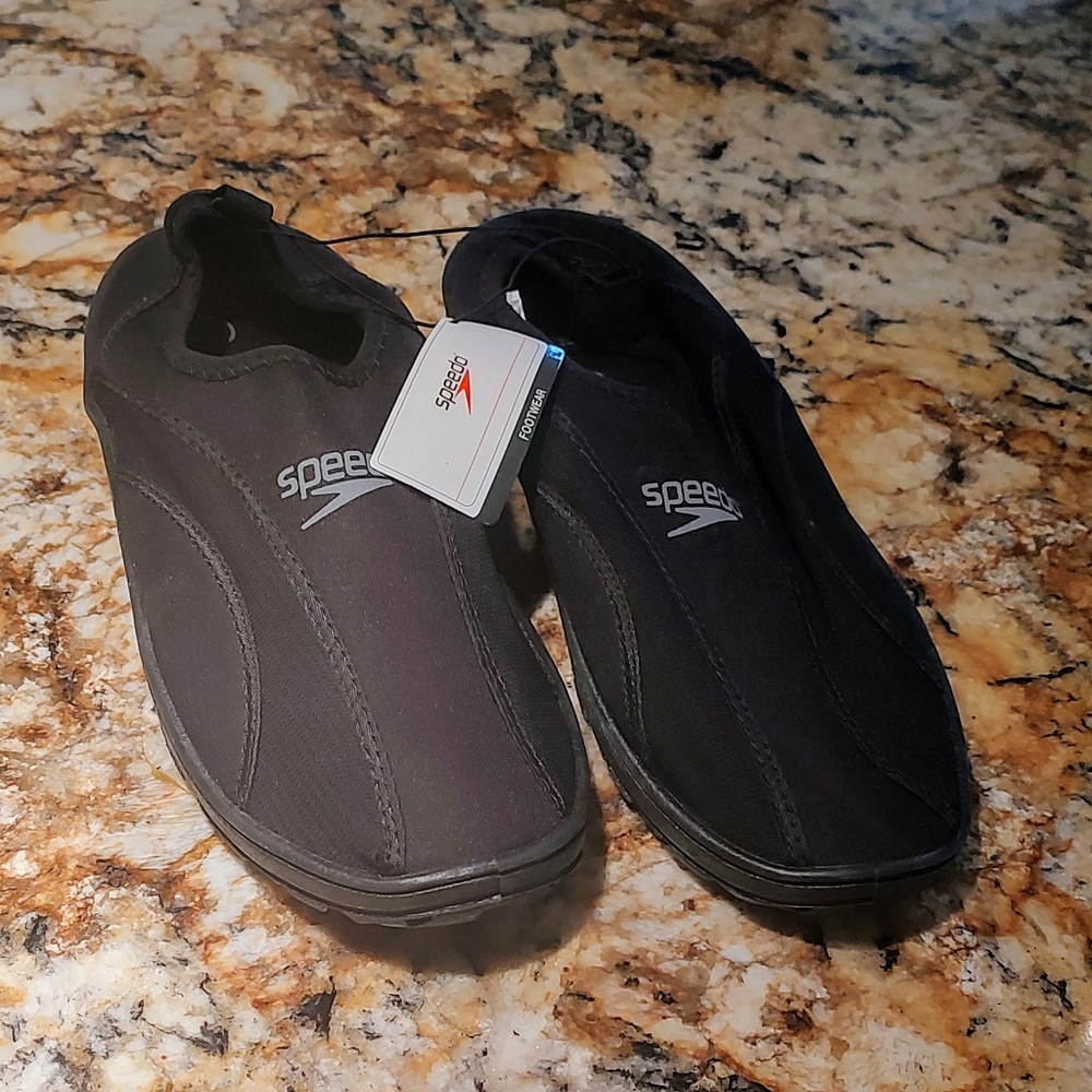 Speedo Men's Black Water Shoes. Size 9 NWT - Picture 2 of 11